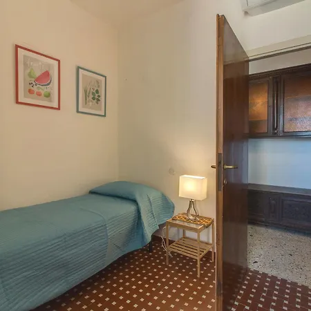 Ve.n.i.ce Cera Palazzo Gardella * Venice