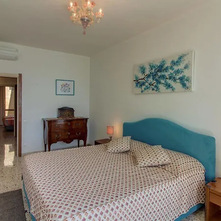 Apartment Ve.n.i.ce Cera Palazzo Gardella Venice