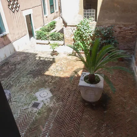 Apartment Ve.n.i.ce Cera Palazzo Gardella *